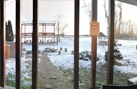 Silver Horse Ranch فندق مبيت وإفطار Békés